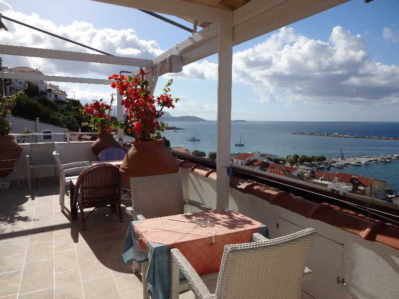 Remezzo Hotel & Studios Pythagoreio  Luaran gambar