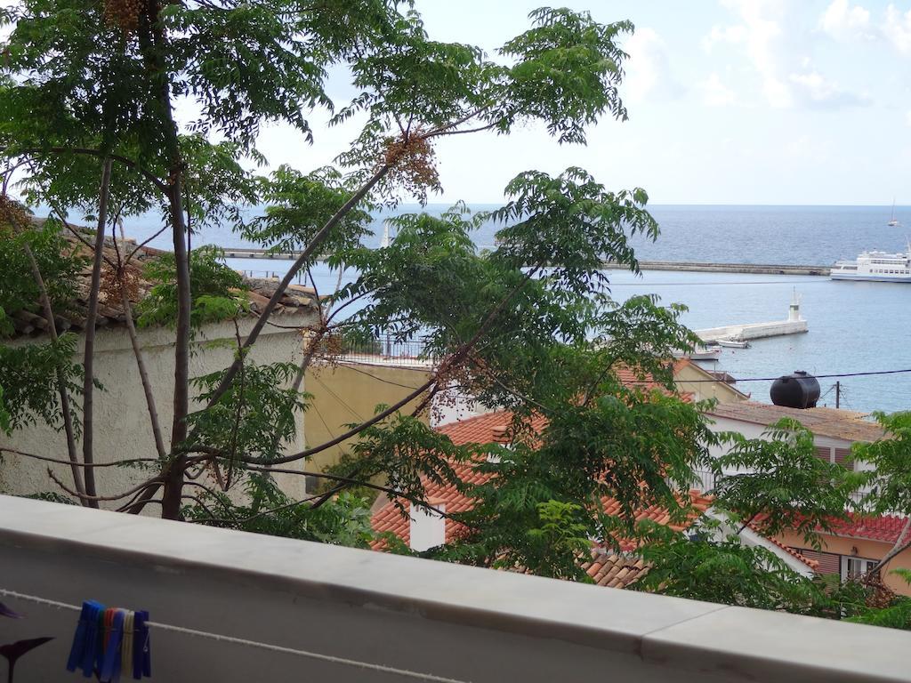 Remezzo Hotel & Studios Pythagoreio  Bilik gambar